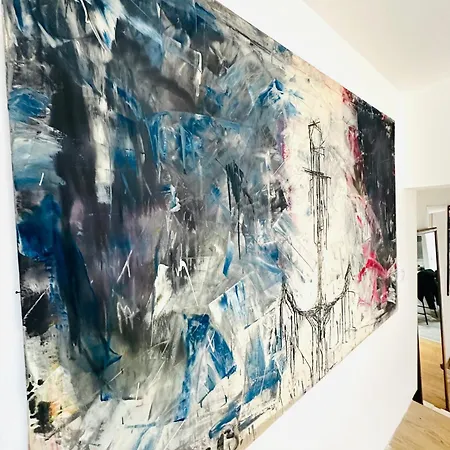 Art & Velvet Apartment